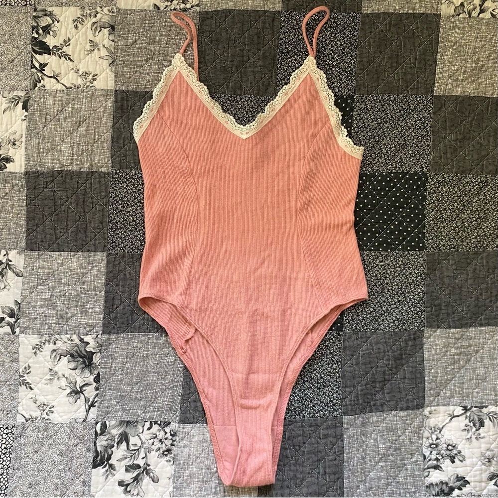 coquette pink white lace trim ribbed onsesie leotard bodysuit — size small